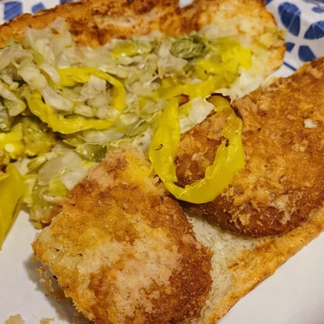 Hot Pepper Chicken Oven Grinder.